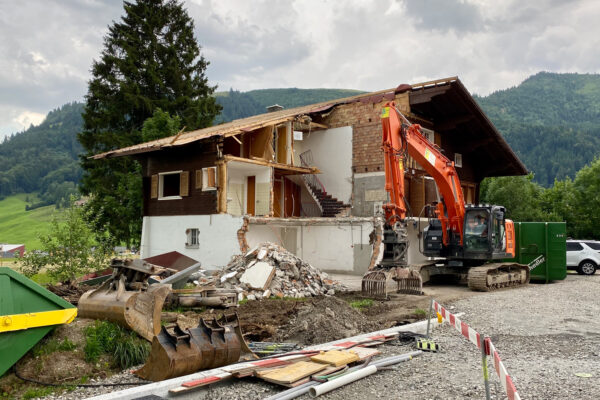 LogHome_MFH_Elementbau_Neubau_Holzhaus_Holzbau4_Trachslau